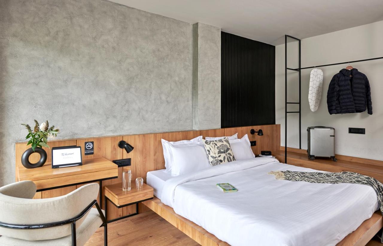 Hotel Warehouse X Poshtel Manāli Esterno foto